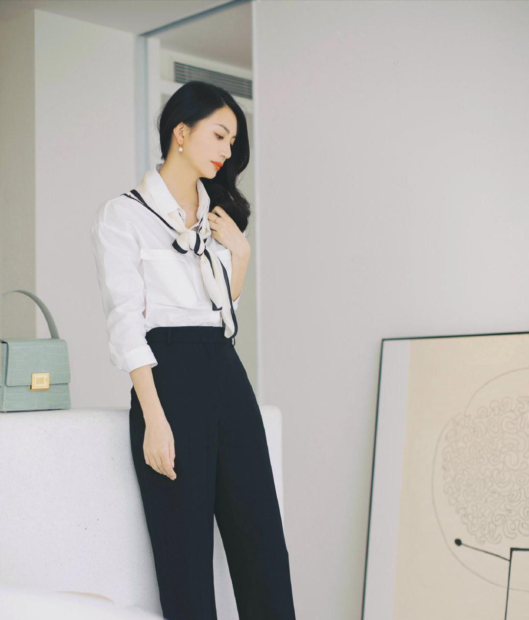  [博主]春季上班怎么穿?学这几位时尚博主的“高级穿法”,显气质又好看