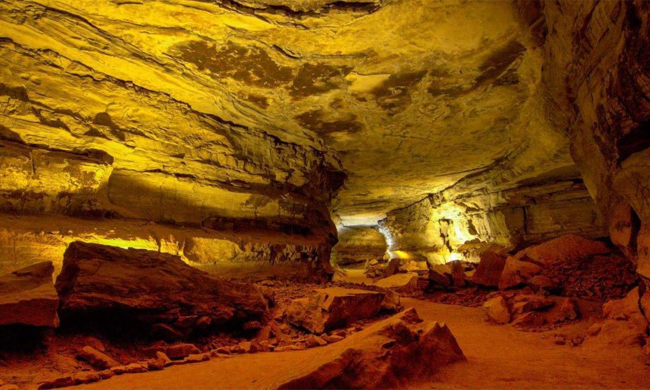 世界上最深的洞穴,六千年没探明深度,生物犹如来自外星