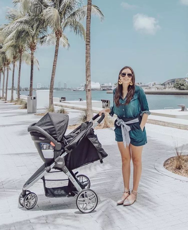 沈月的五五分身材还有救吗?看ins身高160的博主怎么解锁尴尬身材