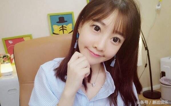 冯提莫澄清：没有与镇江会计发生男女关系，愿退钱，网友：钱呢？