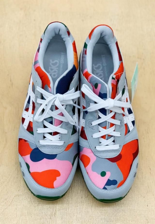 联名@CDG x ASICS 全新联名曝光!鞋舌剪裁有彩蛋...