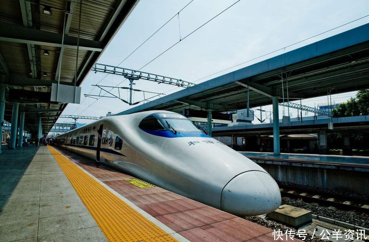 为什么日本高铁是长鼻子, 而中国是子弹头 哪个更好