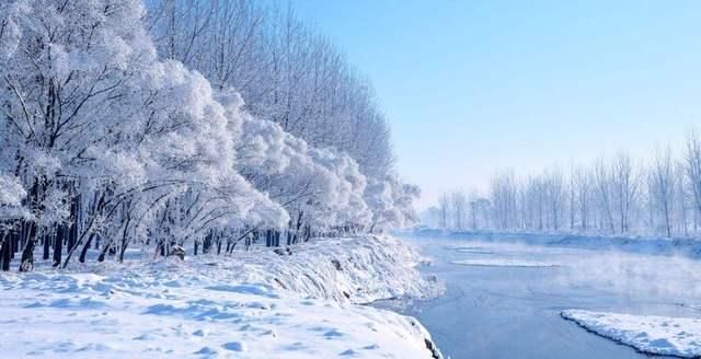 中国唯一省市同名的城市，曾为省会，文化底蕴深厚，旅游资源丰富