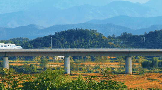  「给力」南京能不能提高首位度，就看这条高铁给不给力了
