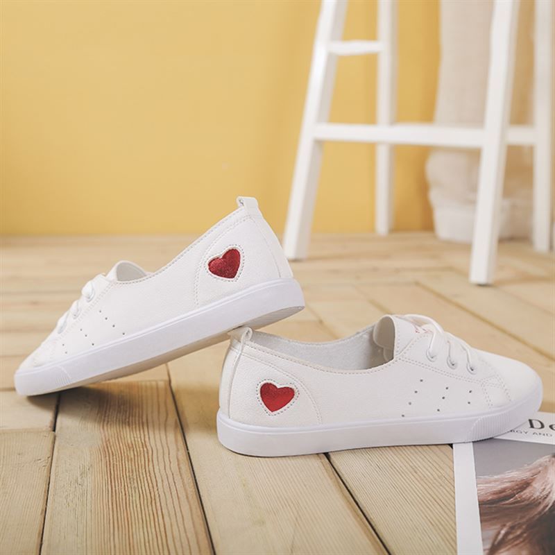 瞧瞧8双时髦小包鞋，清新时尚显年轻，80妈妈也可以穿