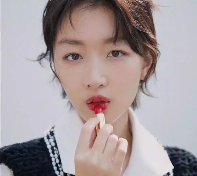 周冬雨，短发不是你说剪就能剪，根据脸型选择长度才是关键!