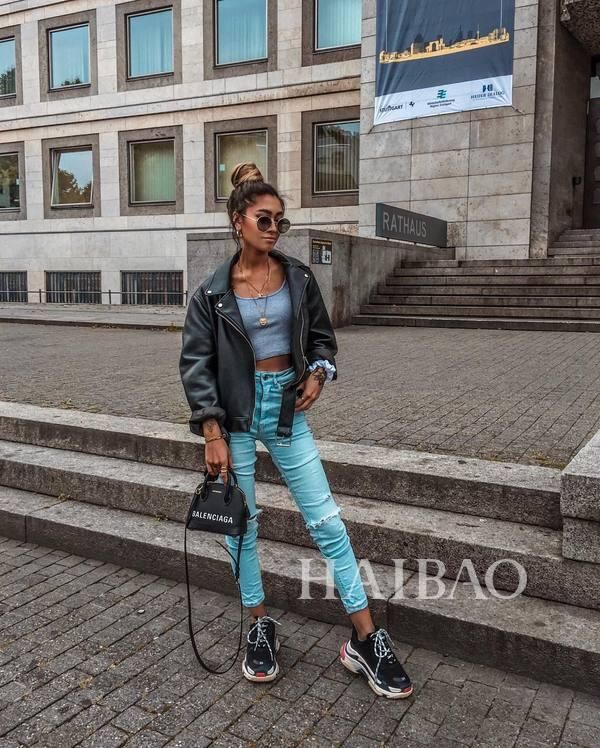 不买包包都要买的硬币项链，叠搭戴起来更好看！看过的人都被种草