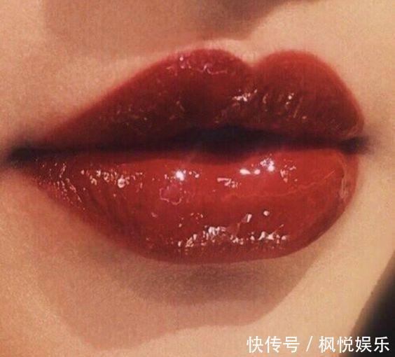  『彩妆』泰国除了好用到可全套入的彩妆之外，还有这些小众香氛也很好买！