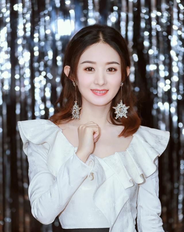  『很快』女生这四种发型留久了,发际线会很快上移,赶紧换了吧!