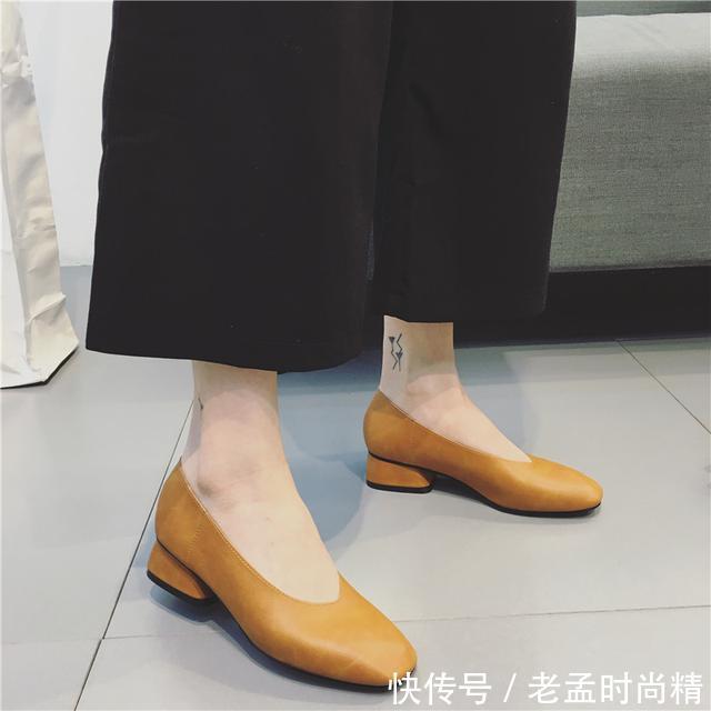 『单鞋』粗跟单鞋,今年时尚的宠儿,真是美上天了!
