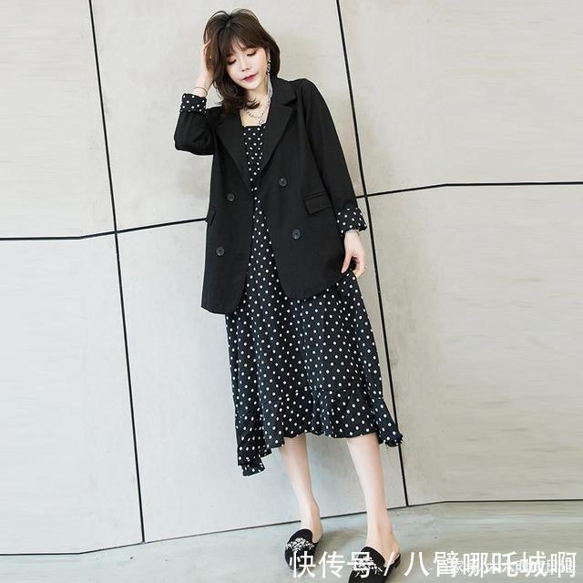  「告别」天气暖和，是时候穿上西装+裙子了，让你告别土气！