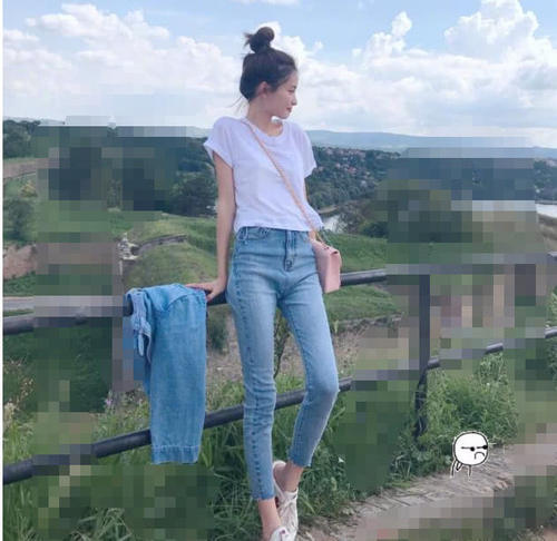 从小美到大的美女网红，林小宅丸子头火遍全网，完胜蔡萝莉！