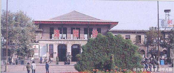  【照片】老照片, 1980年代的河南洛阳市, 天真蓝啊