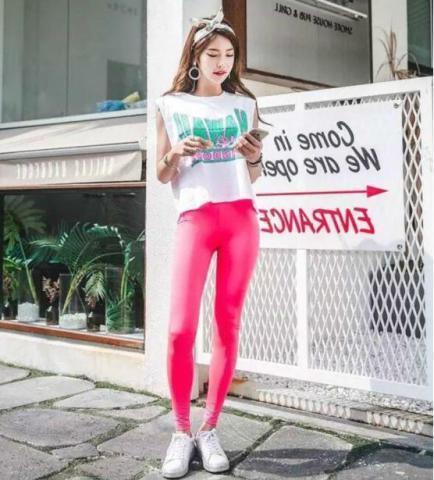 想要拥有打底裤的美，也只有遇到适合的人才可以！