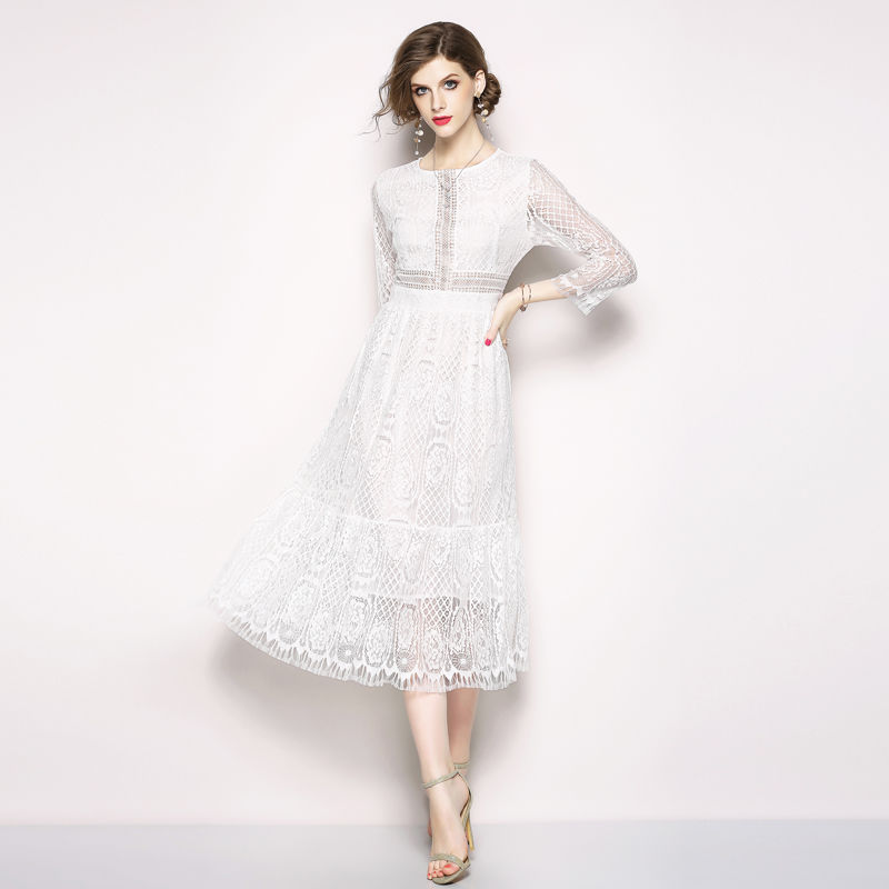 单身女人真大胆!不用安全裤直接穿短裙，不过真的很性感