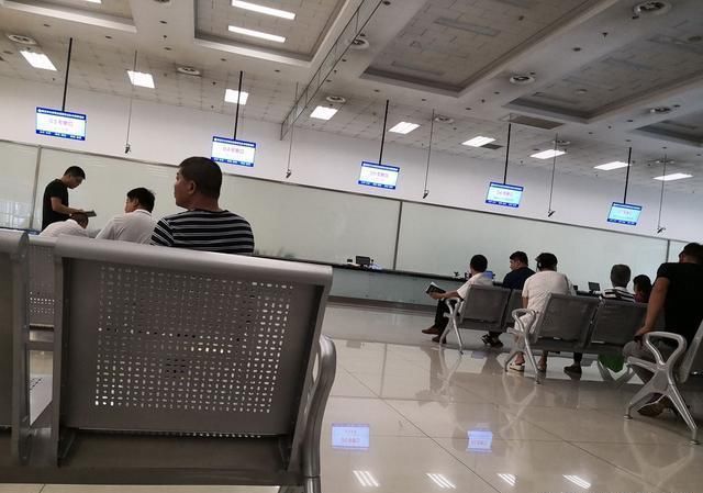 老婆当司机 一家三口长途自驾游——我的房车生活日记 2