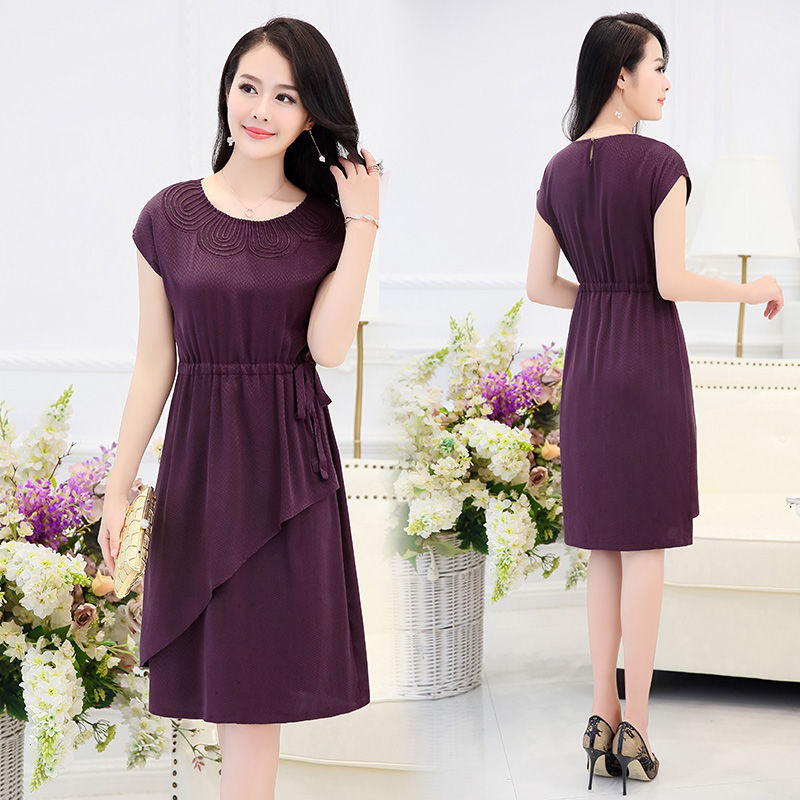 表姐结婚，妈妈就穿这种高贵裙，档次还显嫩，大家盛赞好看有眼光