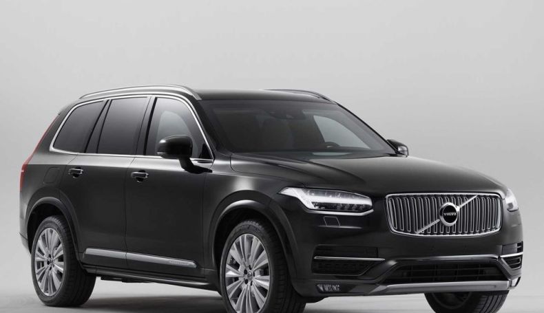 「保时捷卡宴」沃尔沃XC90价格到冰点，比宝马X5便宜25万，为啥就是卖不过