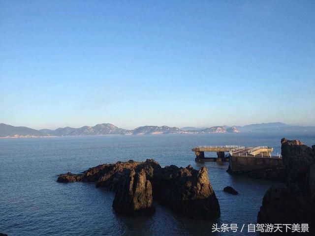 在这个海岛住满20年就给240万，你心动吗？网友：不给钱我都去