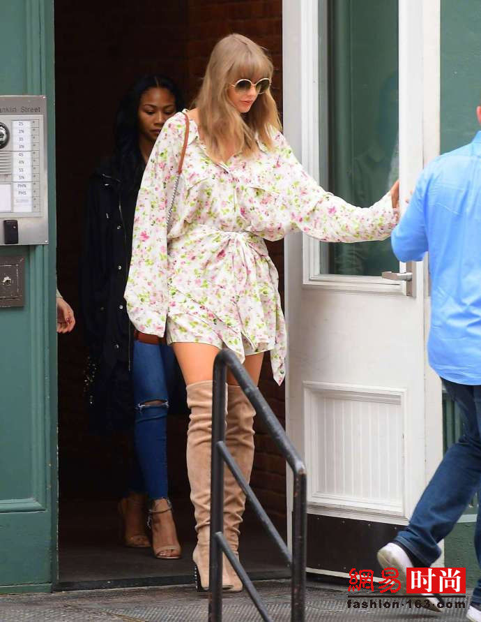 感动天地!霉霉瘦身成功 街拍霉要回来了