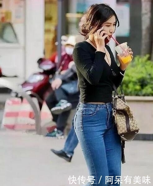 『唯妙』美丽高跟,小姐姐高跟唯妙唯俏,你确定这是秋天?