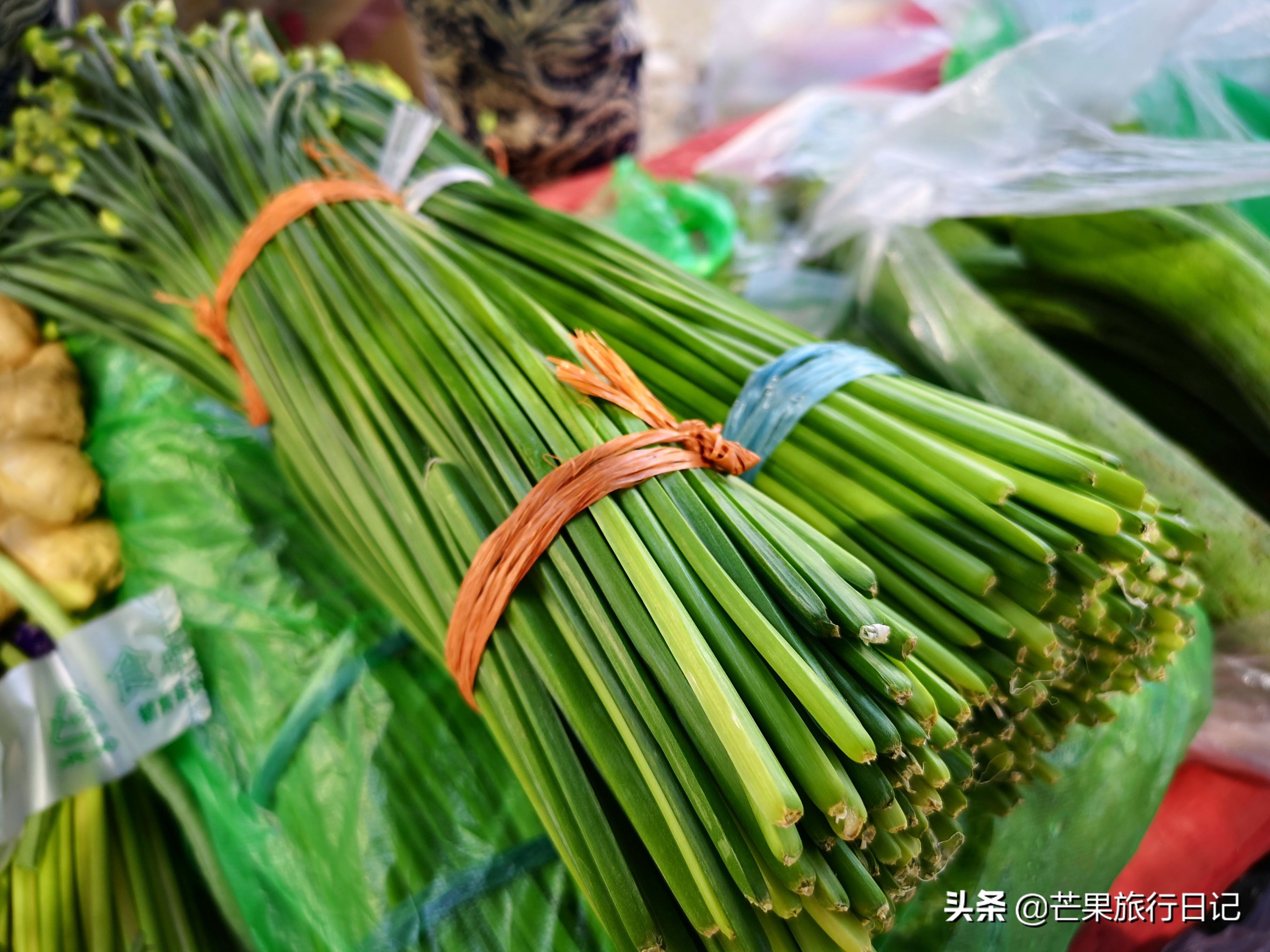 新疆菜市场有什么不同?转了一圈眼界大开，价格低到不想回广东