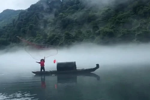 这里风景美如画“硬核”吟诗赠天下:谁家玉女桥上过,好似漫步水中仙【2020热门旅游景点】