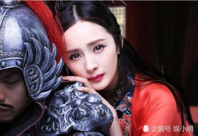 杨幂代言网游被骂惨！遭遇威胁：要么道歉，要么和所有家长作对！