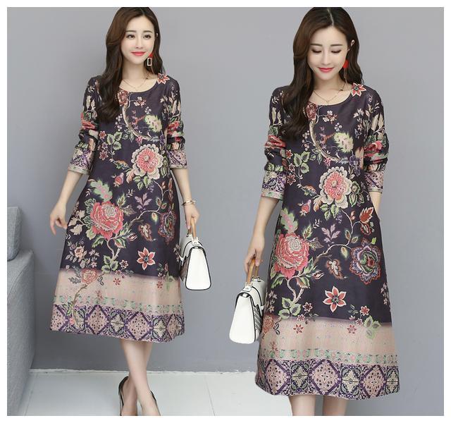 不要在衣服不见了的状况下游玩。这条裙子只要穿过膝盖时才美观。