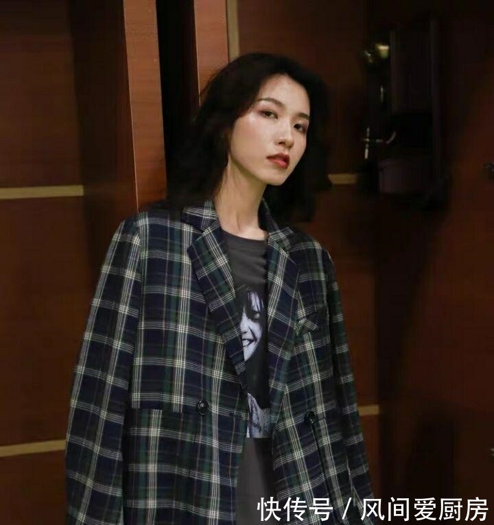 「冬天」冬天不能穿西装?室外当内搭室内当外套,百搭的单品怎么能少了它