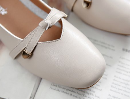 罗马鞋也落伍了!今夏最火的是这种“瓢鞋”，好穿舒适不累脚