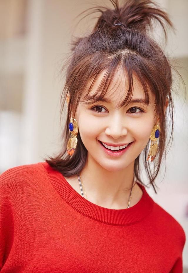  『短发』160以下的女生，衣服别乱穿，选对发型才显高，不信你瞧王子文