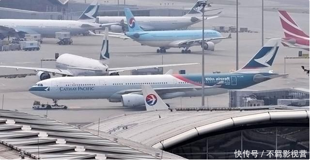 细节曝光引爆舆论，一夜之间，国泰航空口风大转，大股东来华认错