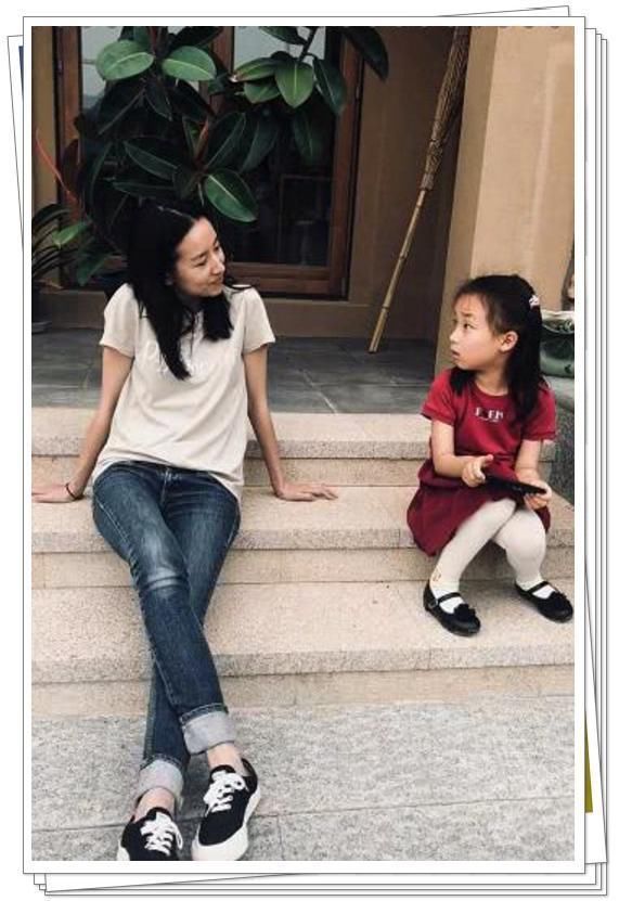 董洁素颜照曝光,老态初显,青春不在,网友:找个好人就嫁了吧!