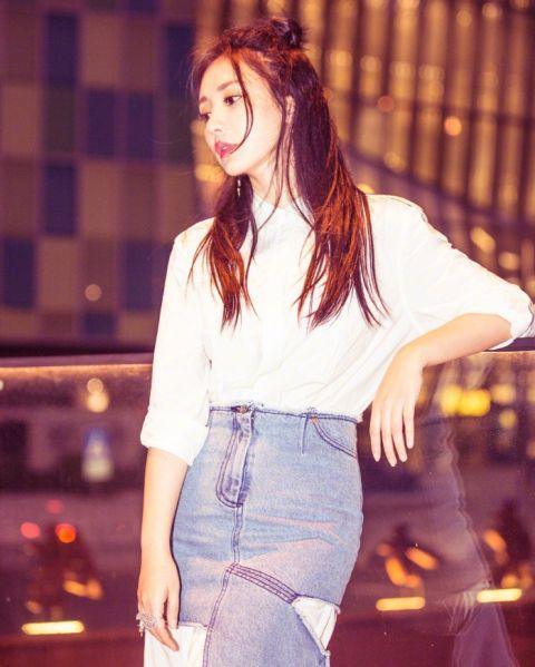 38岁柳岩换发型秒变18岁！被网友误以为是杨颖