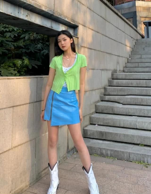  [树杈]“树杈衣”才是精致的露肤，性感优雅全都要，怎么穿都看不腻