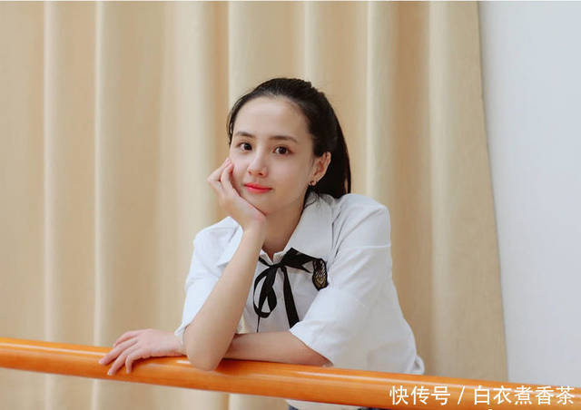 『章若楠』原创继吴倩章若楠后,又一位初恋脸火了,网友明白了什么叫一眼万年