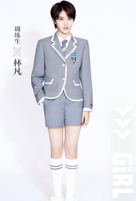 [学员]《青你2》学员录主题曲直拍都穿短裙，只有三人不一样，看到长相：难怪呢
