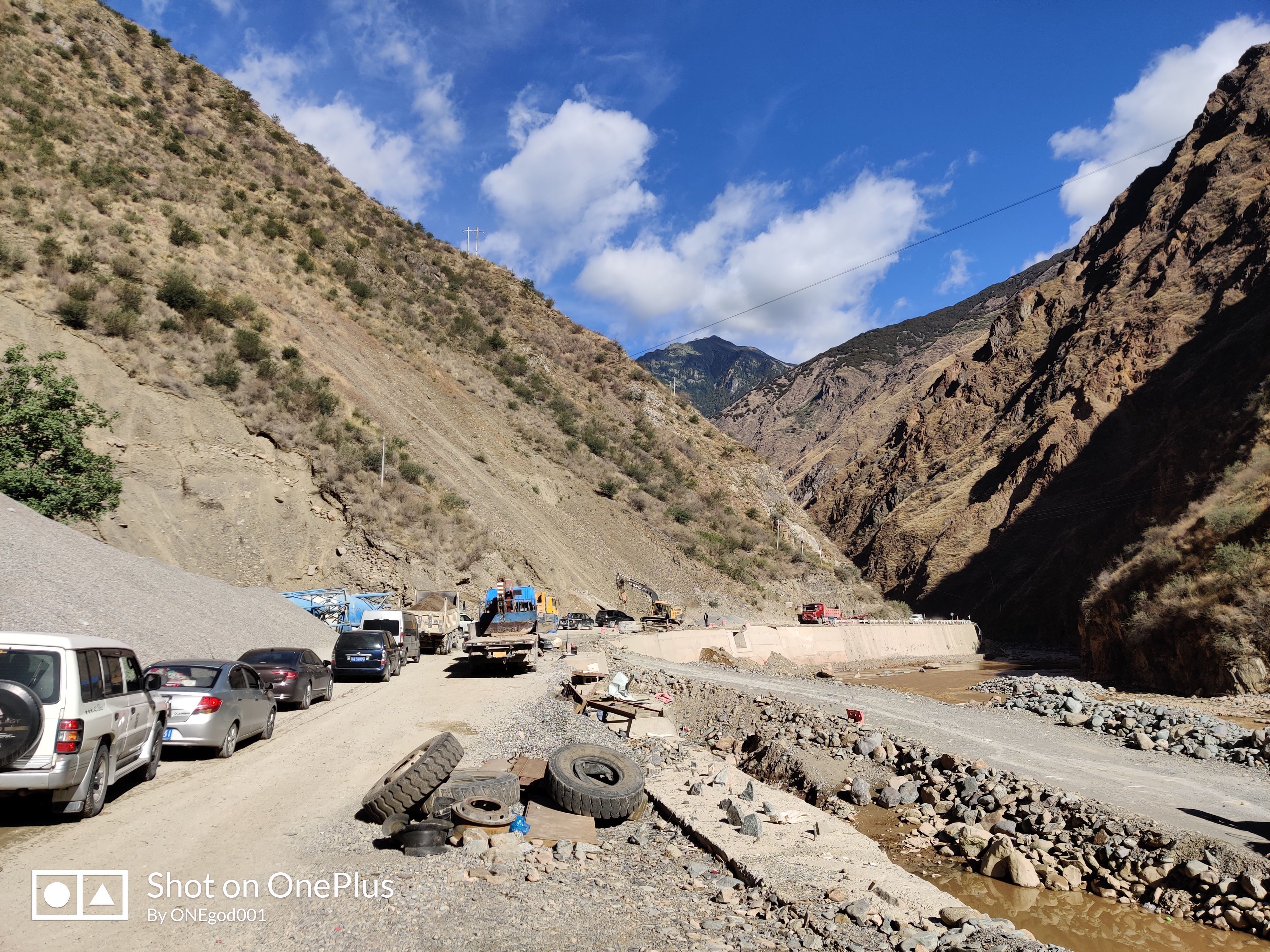 川进青出，十五天三省，318全线，冰川、湖泊、雪山探秘之旅。
