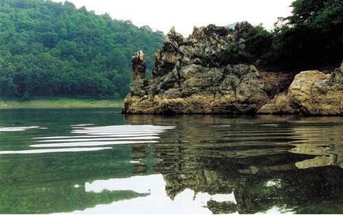 河南省驻马店薄山湖风景区简介