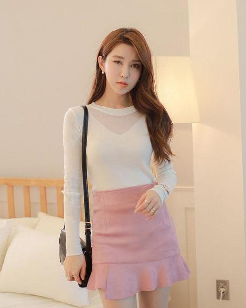 包臀裙是女人的标配, 凸显身材，让你性感美丽，楚楚动人！