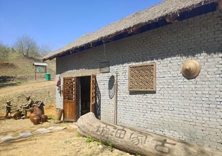  『梨花』劳动节：百年梨园梨花正为您盛开