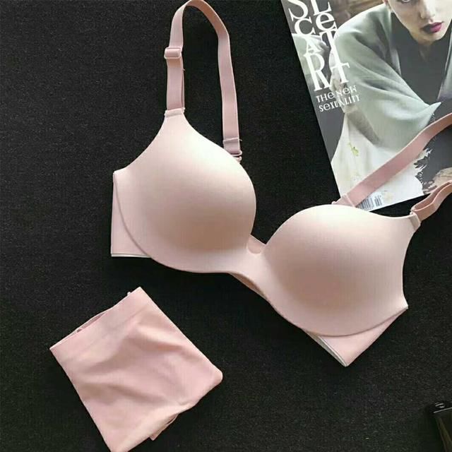 根据胸型选文胸，性感又舒适，女人你选对了吗