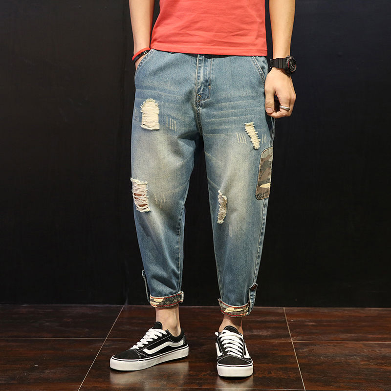 入秋后,早晚温差大,日常出门少穿短裤,试试新款小脚裤吧