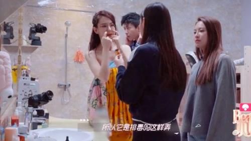  『面膜』诡异明星网红护肤论，又被迷之诱惑了吗？