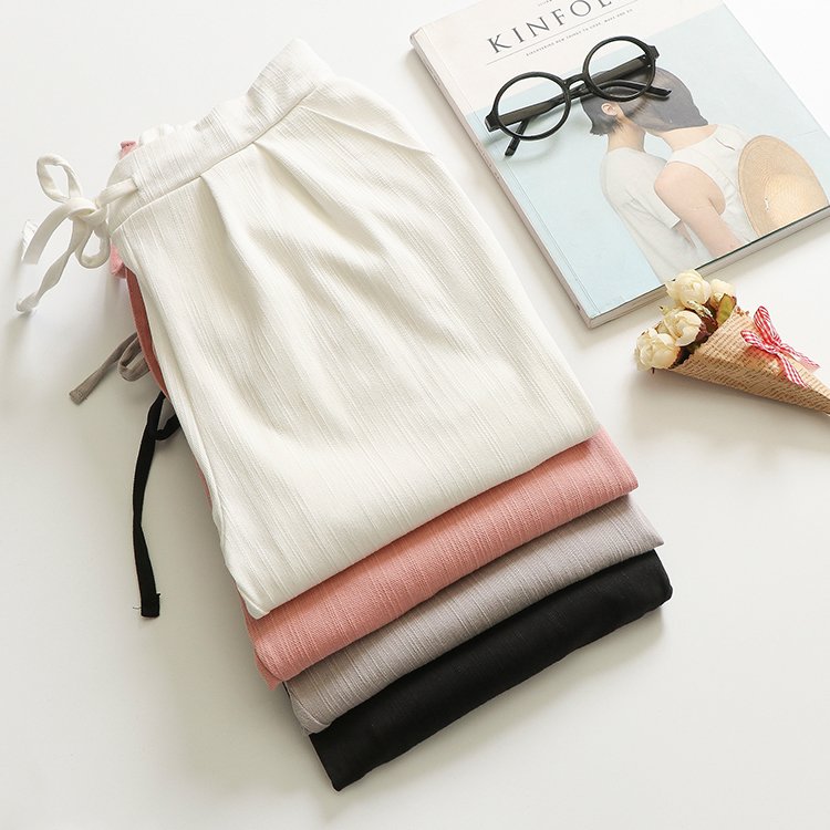 有一种德芙裤,比阔腿裤有格调,比牛仔裤舒适,我和女儿各买两条