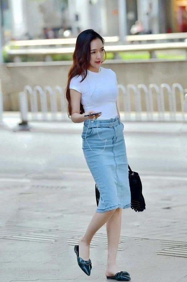  『显得』夏季的裙子，总是让女人显得那么美