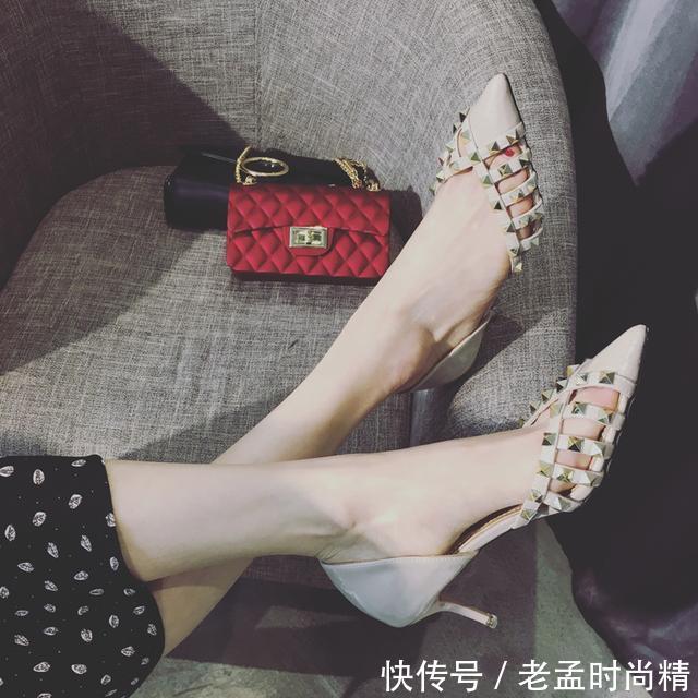 【拥有】女人就该拥有一双超美的高跟凉鞋!