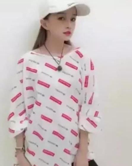 1米3的袖珍女孩变网红，身后有很多追随者，却都被她一一拒绝了！