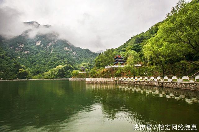 西安翠华山将损坏后的残峰断崖当美景, 最美的瀑布居然是人工的